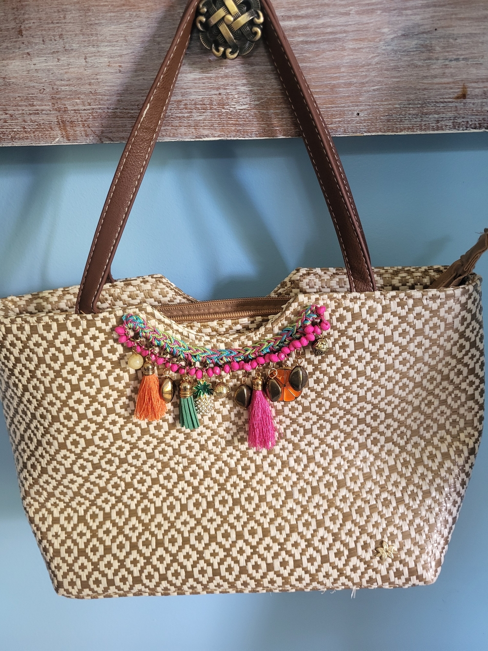 Capelli of New York Multicolor Tassel Woven Tote in Brown and Cream